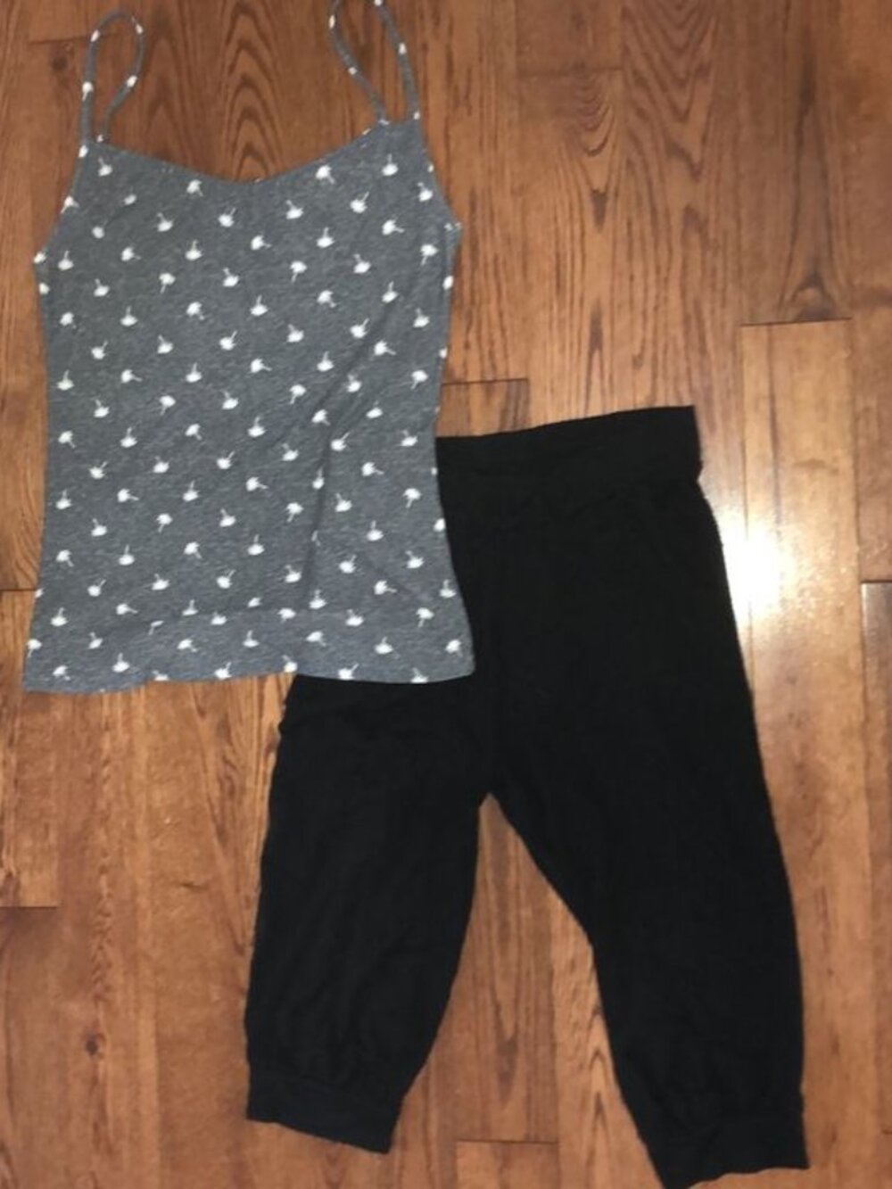 Ardene Gray Printed Spaghetti Strap Cami with Black Capris